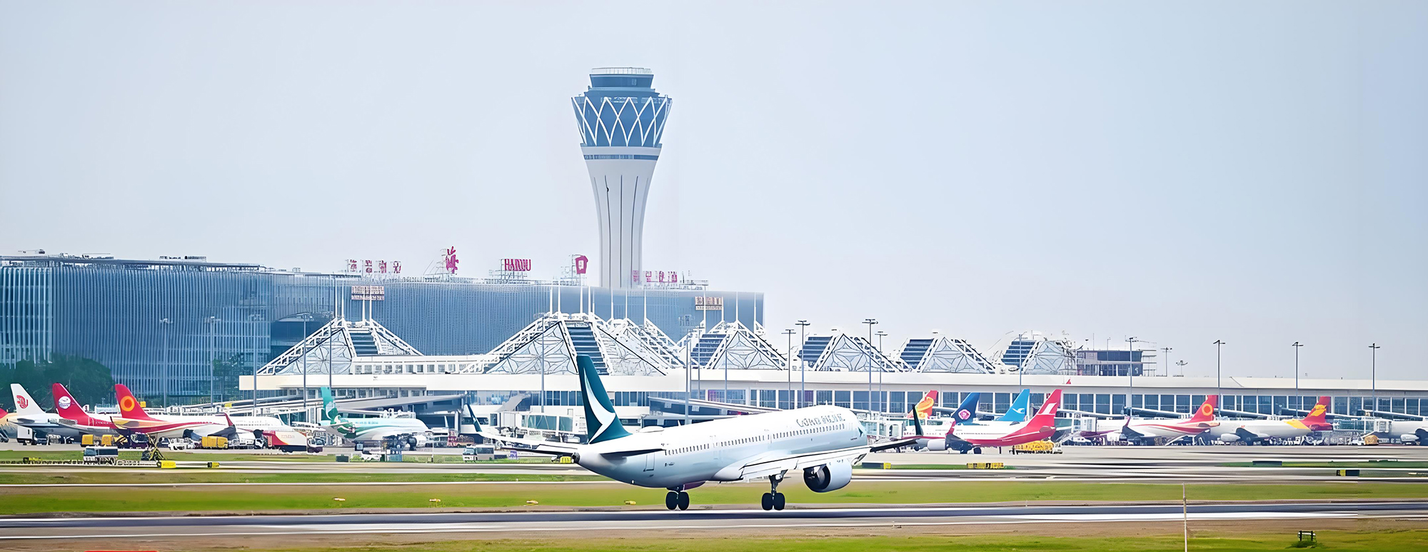 传媒资源-海口机场动车站LED大屏